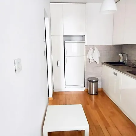 High White Apartament Belgrad